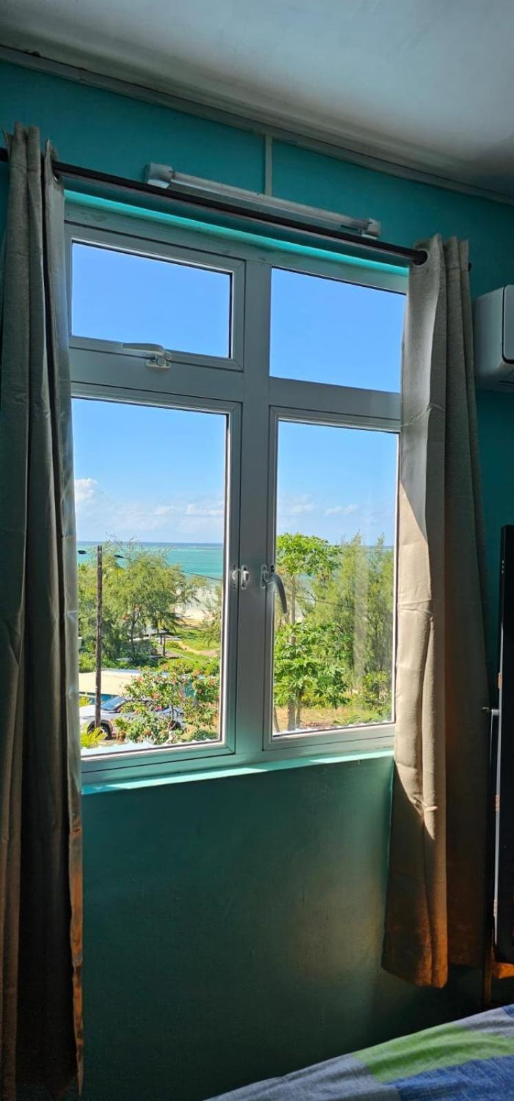 Tilapasse Resto & Guest House Port South East Экстерьер фото