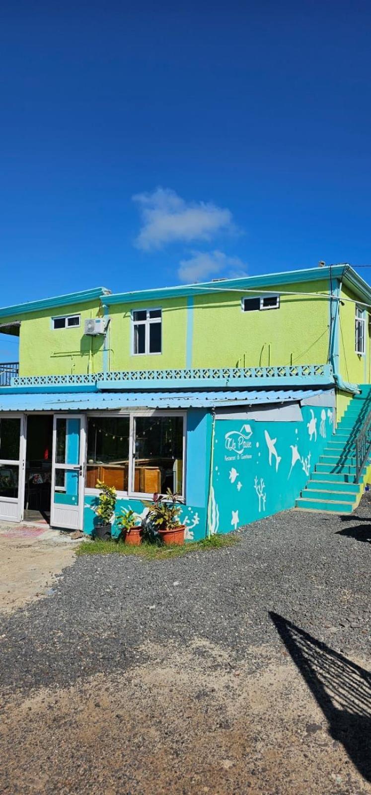 Tilapasse Resto & Guest House Port South East Экстерьер фото